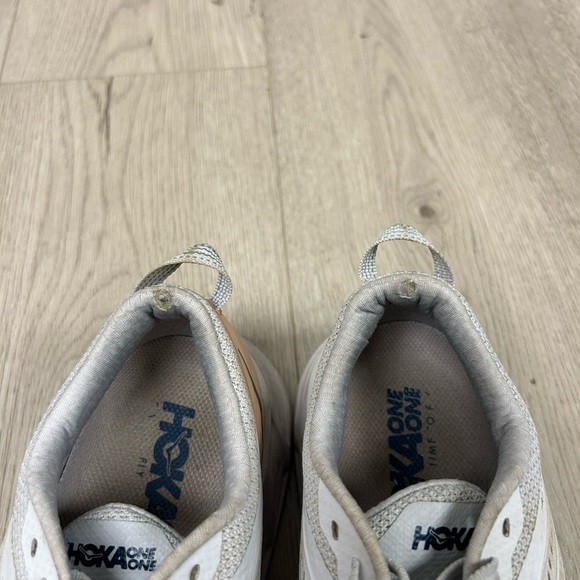 Hoka One Arahi 4 Women’s Nimbus Cloud Lunar Rock Running Shoes - Picture 3 of 7